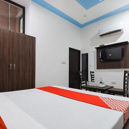 Hotel O Chandigarh Inn Екстериор снимка