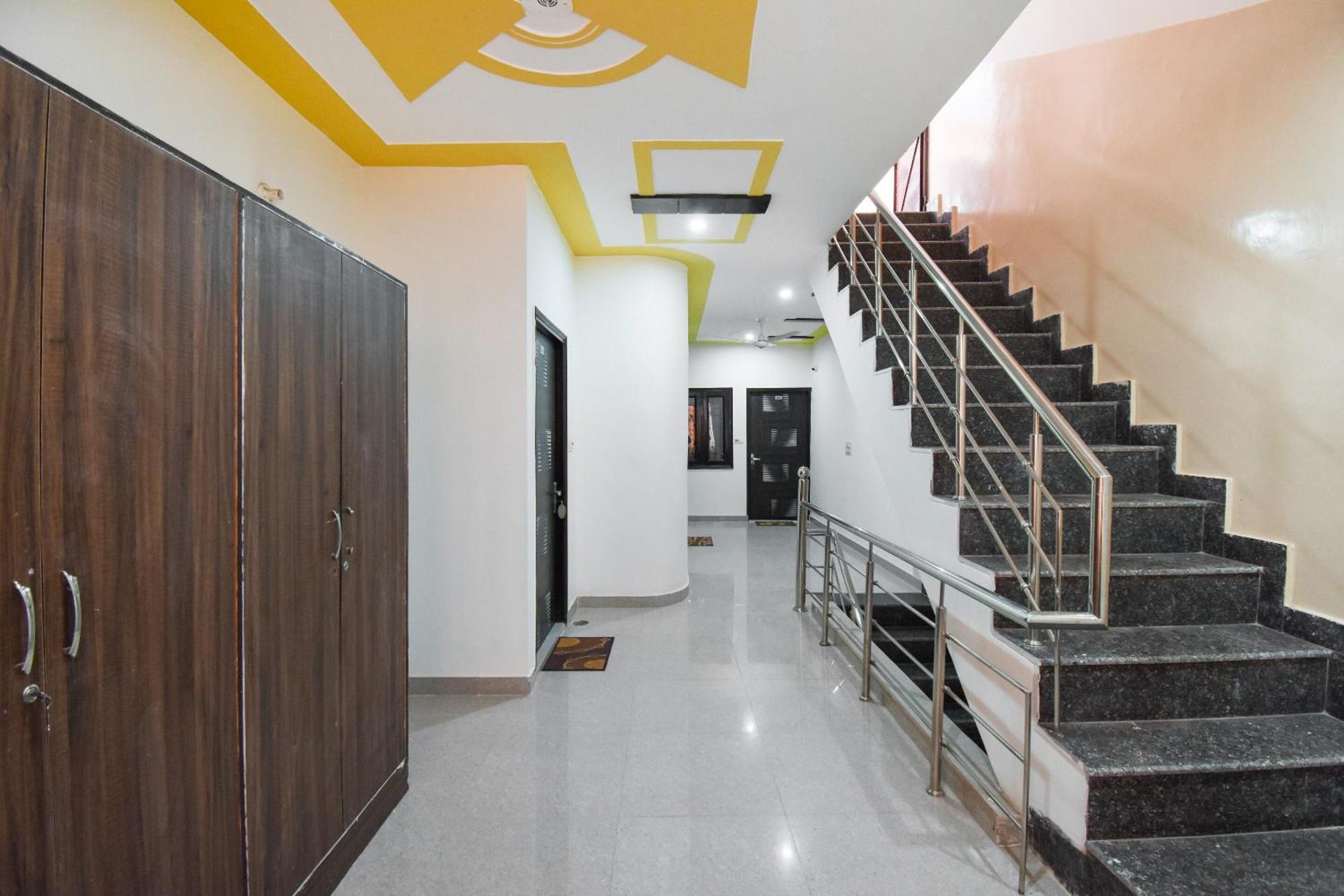 Hotel O Chandigarh Inn Екстериор снимка