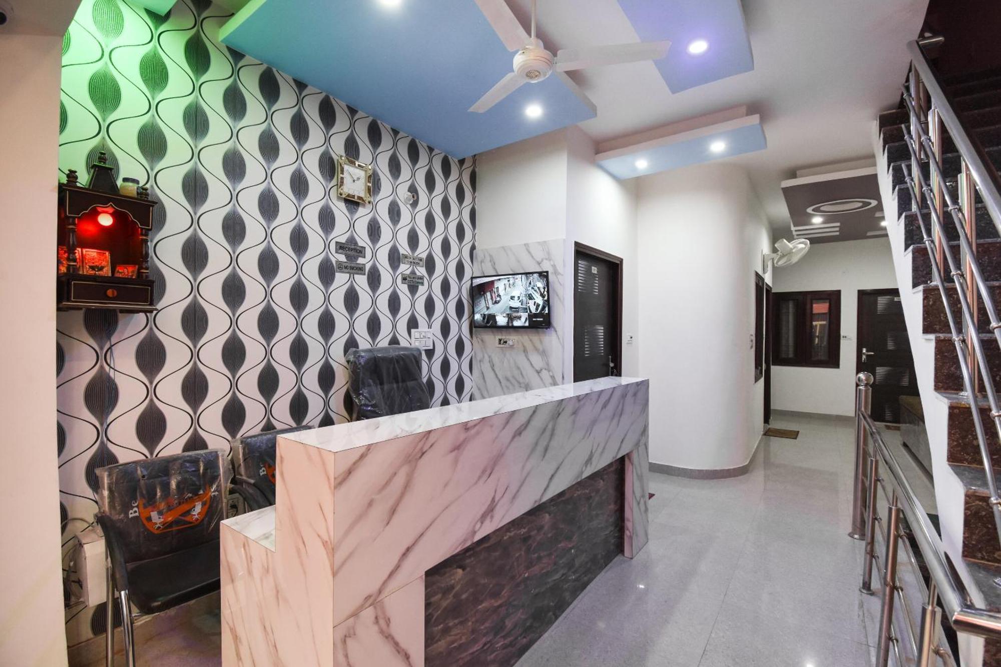 Hotel O Chandigarh Inn Екстериор снимка