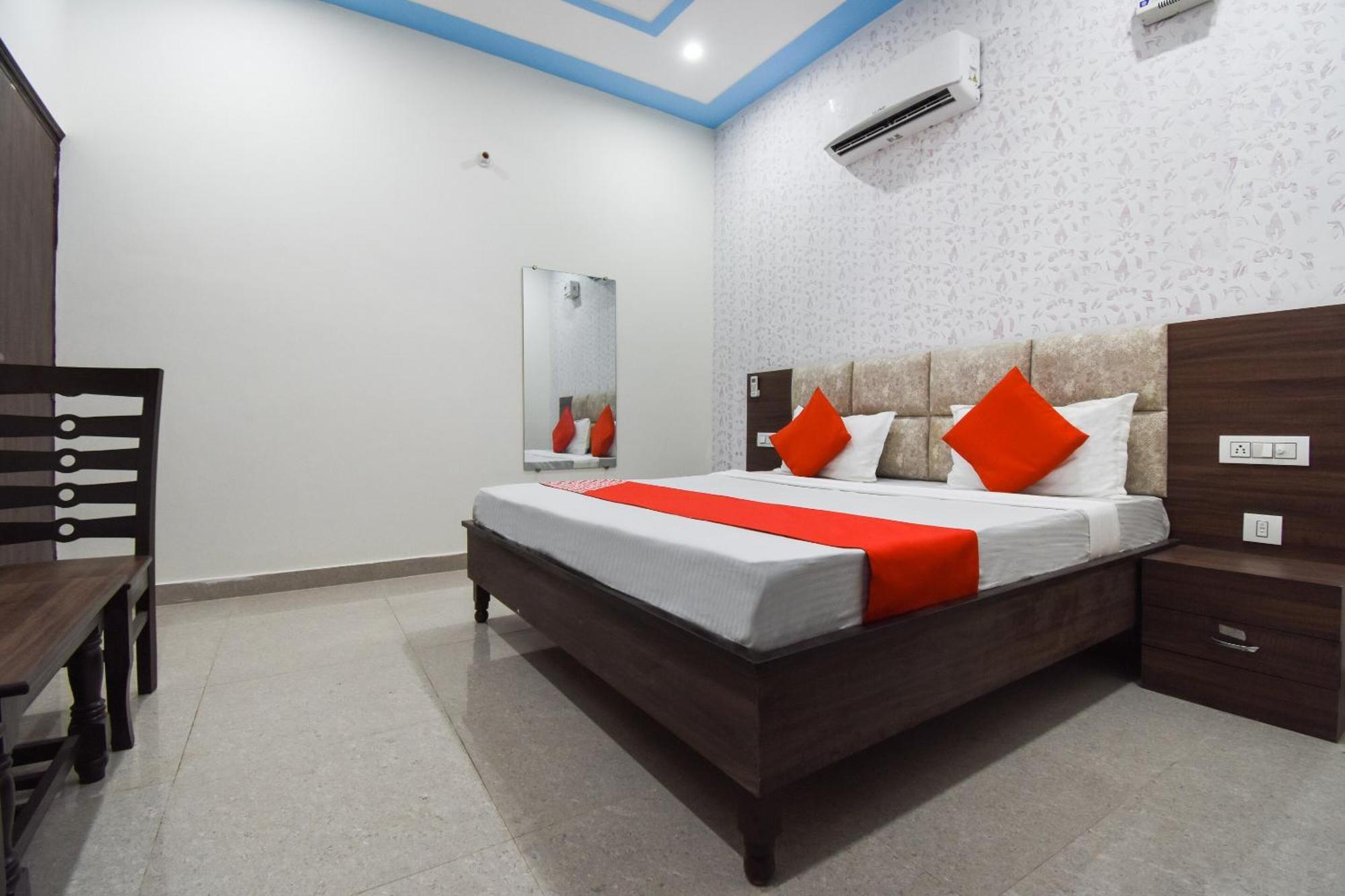 Hotel O Chandigarh Inn Екстериор снимка